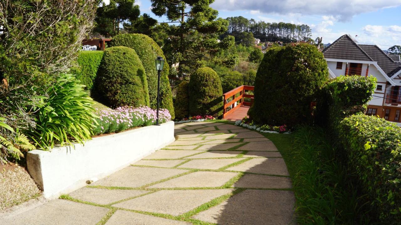 Pousada Chateau Colinas Campos do Jordao Luaran gambar