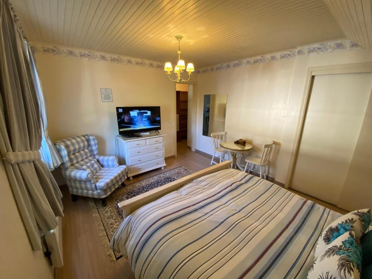Pousada Chateau Colinas Campos do Jordao Luaran gambar